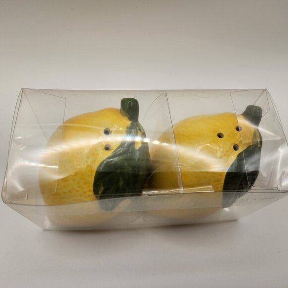 New Ceramic Lemons Salt & Pepper Shakers Summer Citrus Fruits Kitchen Decor - Picture 8 of 8